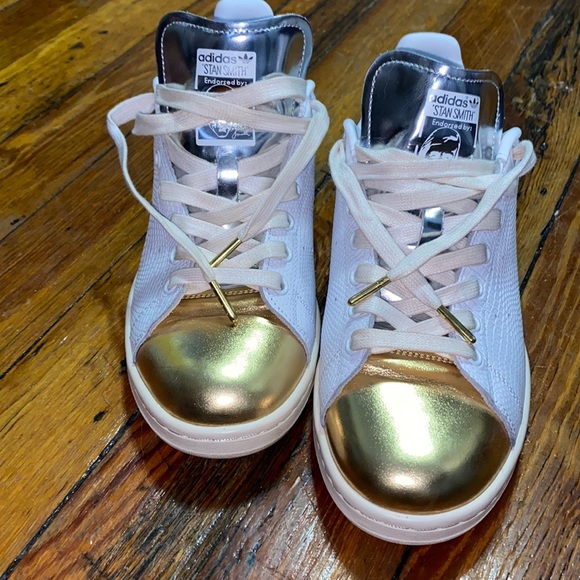 stan smith gold toe